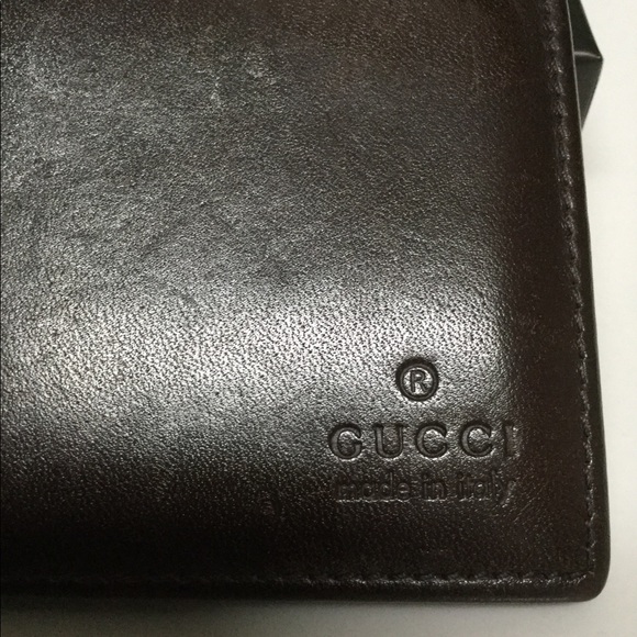 ❌ SOLD ❌. Auth Gucci Bi Fold Wallet - Picture 5 of 6